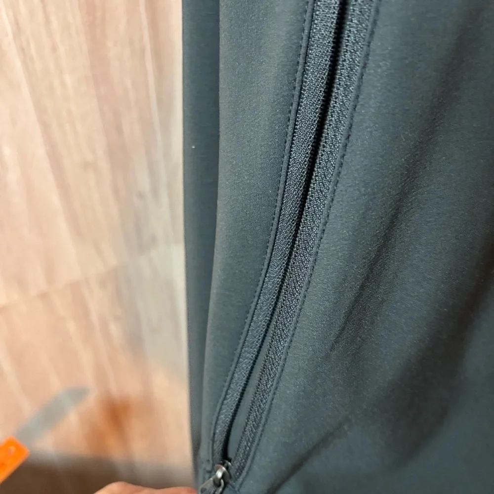 The North Face Men's Charcoal Performance Jacket